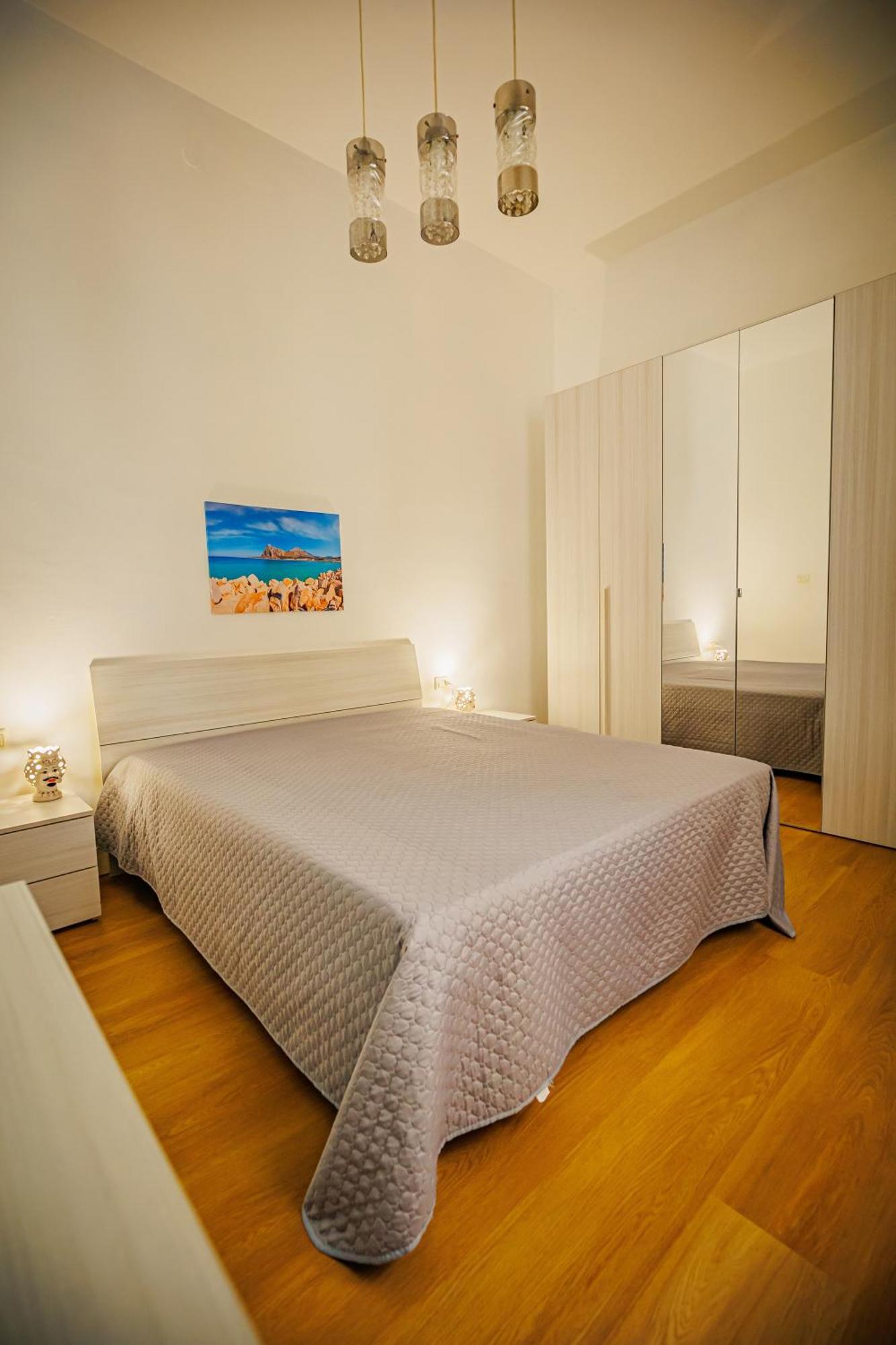 Attracco Apartment 特拉帕尼 外观 照片